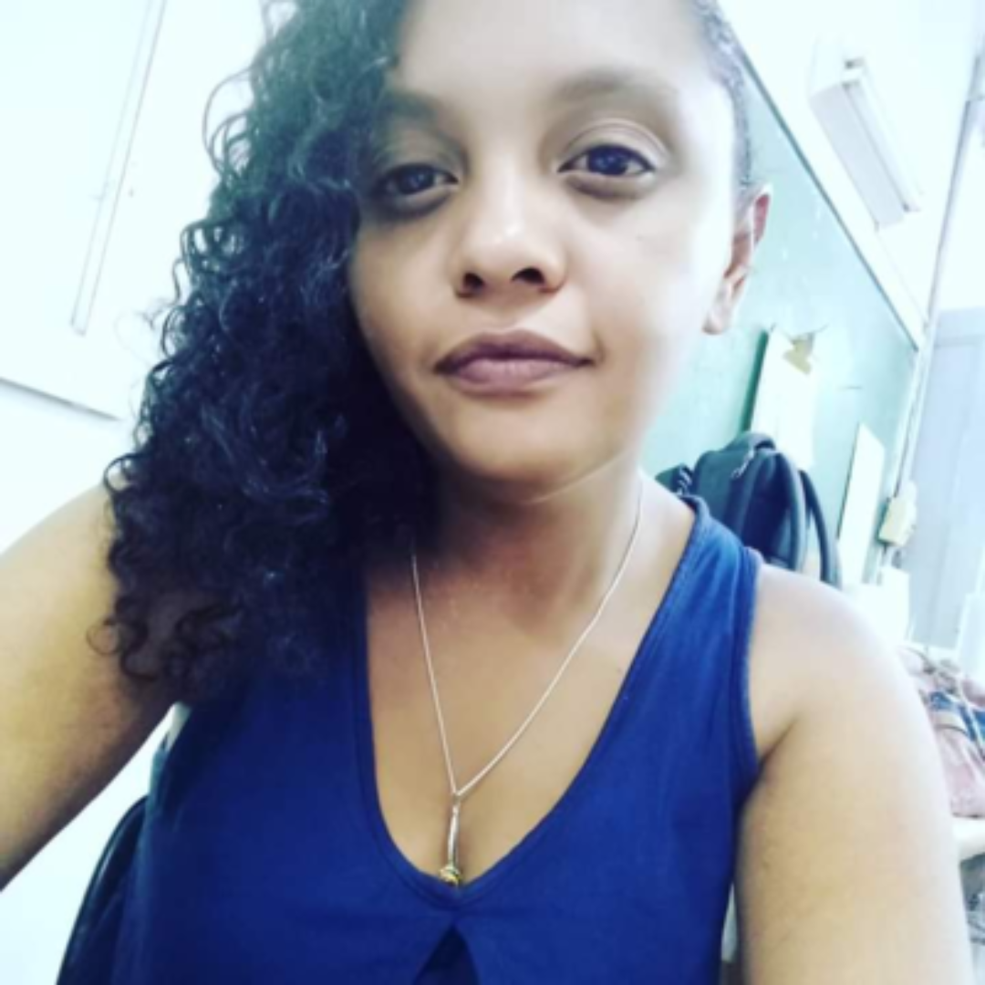 <em>Mariana T.</em>